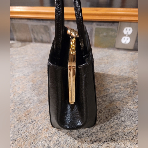 Kate Spade Black Satchel with Gold Accents/ Kisslock/ Crossbody Strap/ BNWOT - Picture 8 of 9